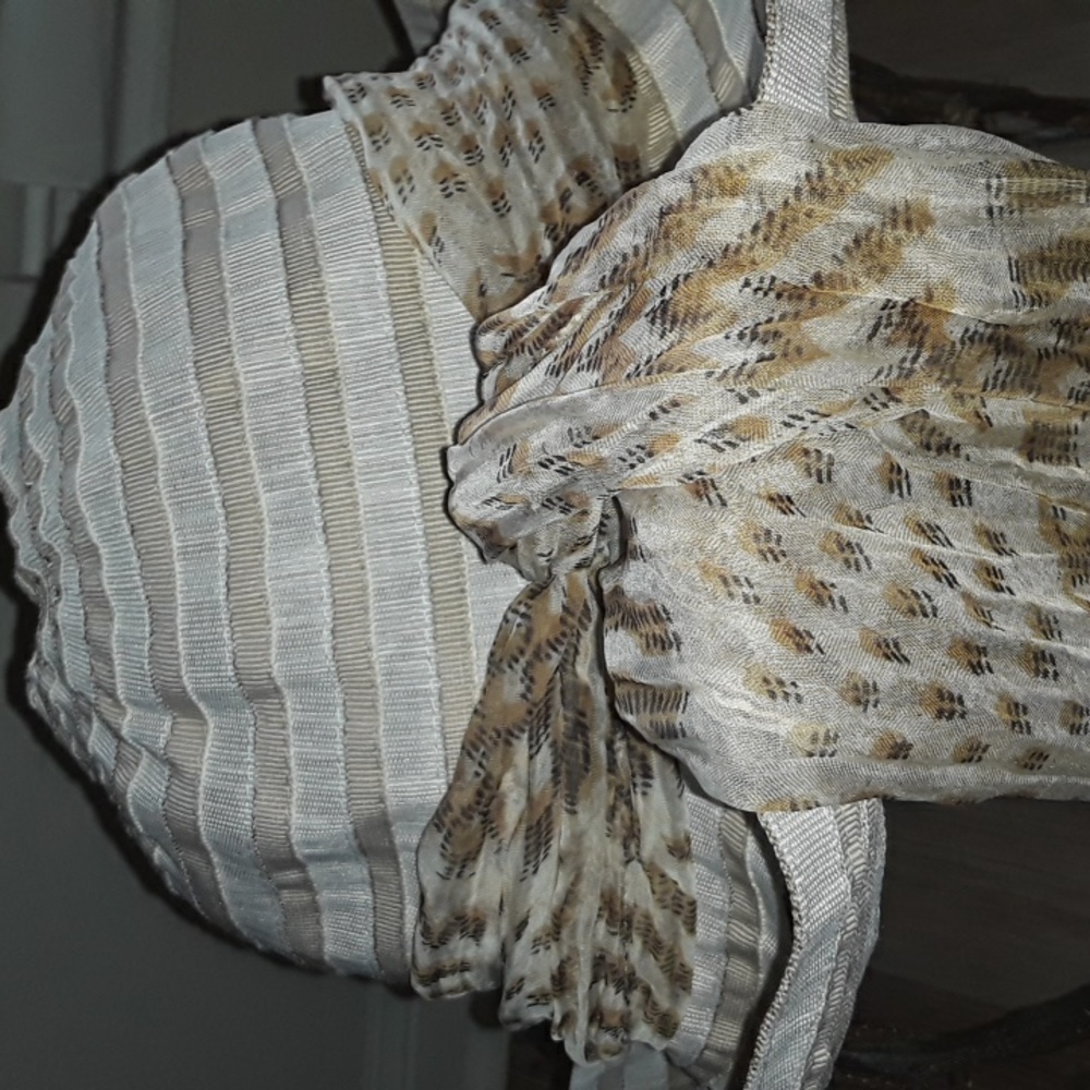 Ladies Hat - Picture 2 of 7